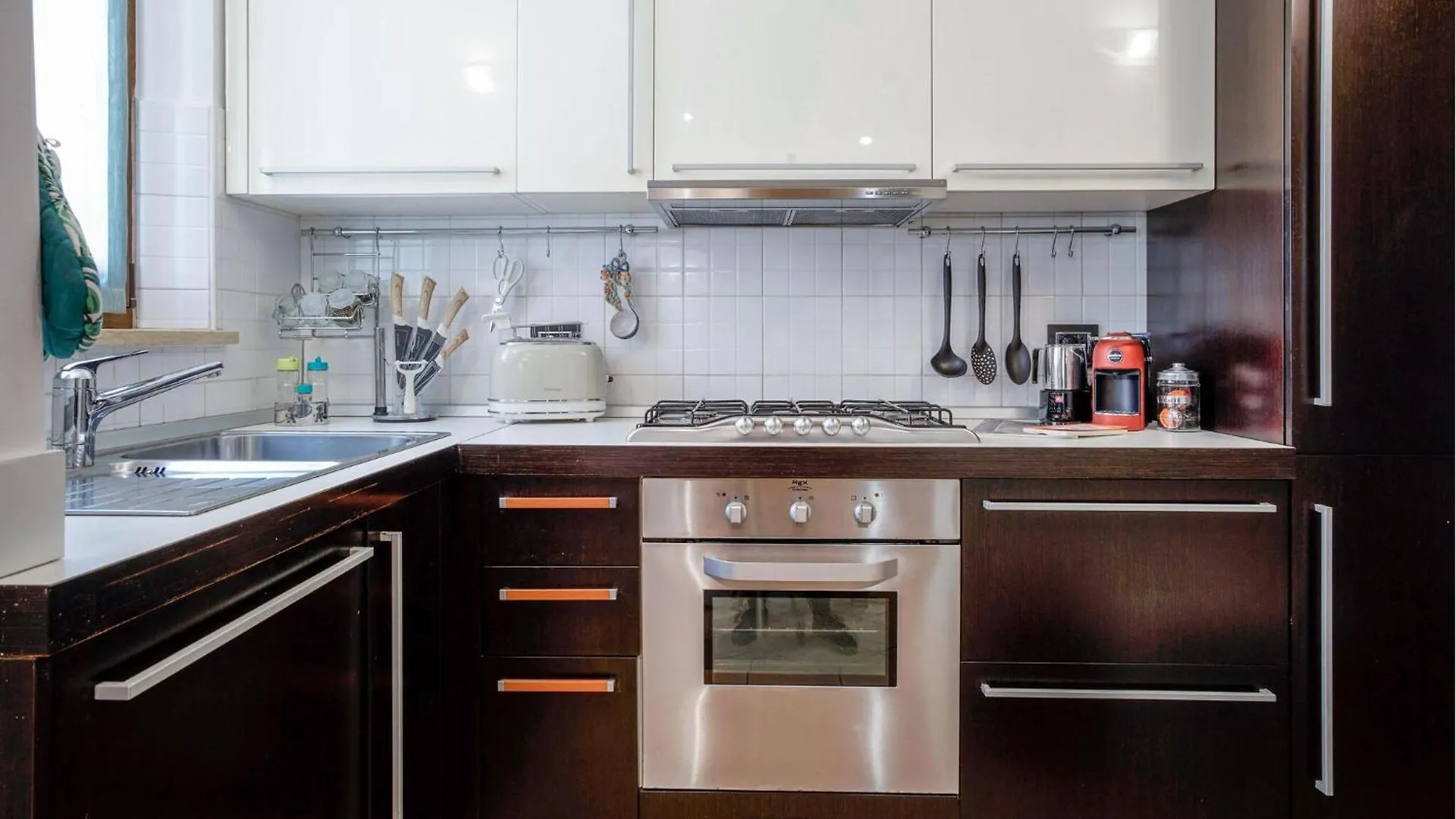 Amazing Apartment In Bettolle With Wifi 0*,